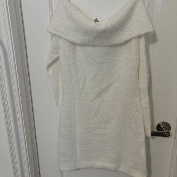 H&M Off Shoulder Sweater Dress - Picture 3 of 6